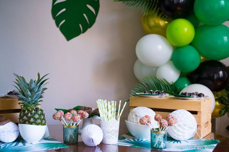 Jungle theme image