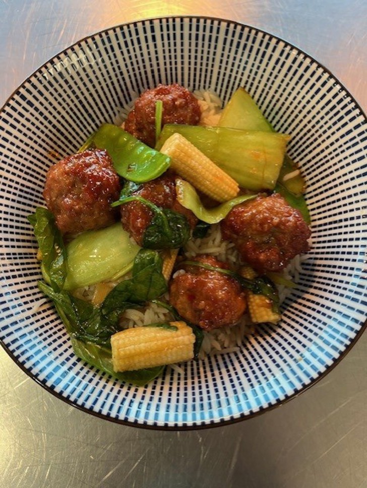 Niku Dango - Japanese Style Pork Meatballs with Rice